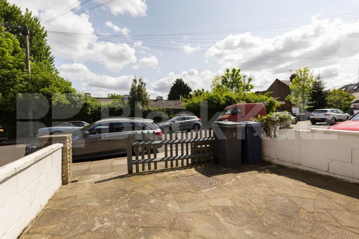 Super 5 double bedroom newly refurbished house with garden in Muswell Hill Pembroke Road , Muswell Hill